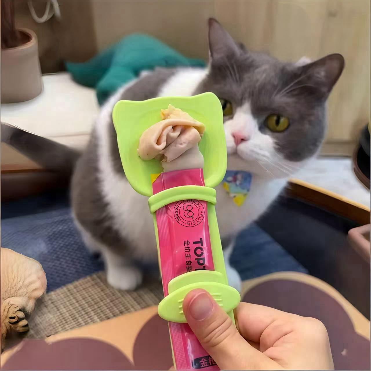 Self Feed Spoon - 猫用フィーダー 猫用ストリップスクイーズスプーン ペット用液体スナックスプーン 液体給餌用フードスクイーザー 残留物なし 猫用フィーダー