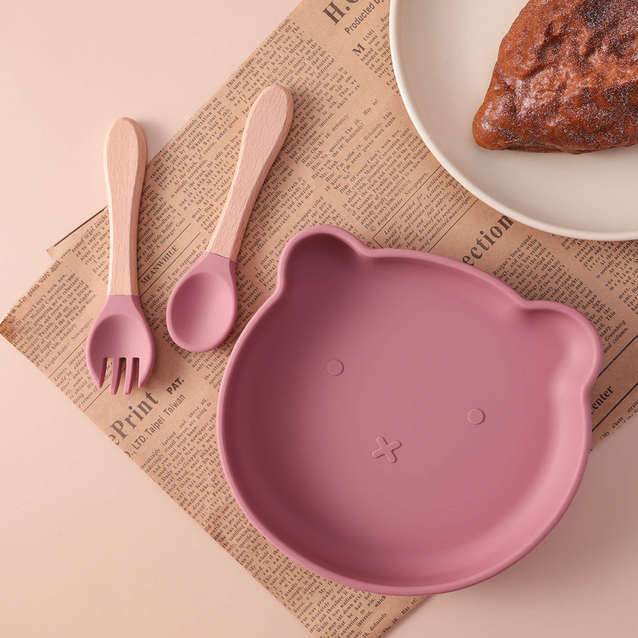 カラーキッズ 3点セット 漫画クマ シリコン製食器セット 吸 - Self Feed Spoon のレビューと価格