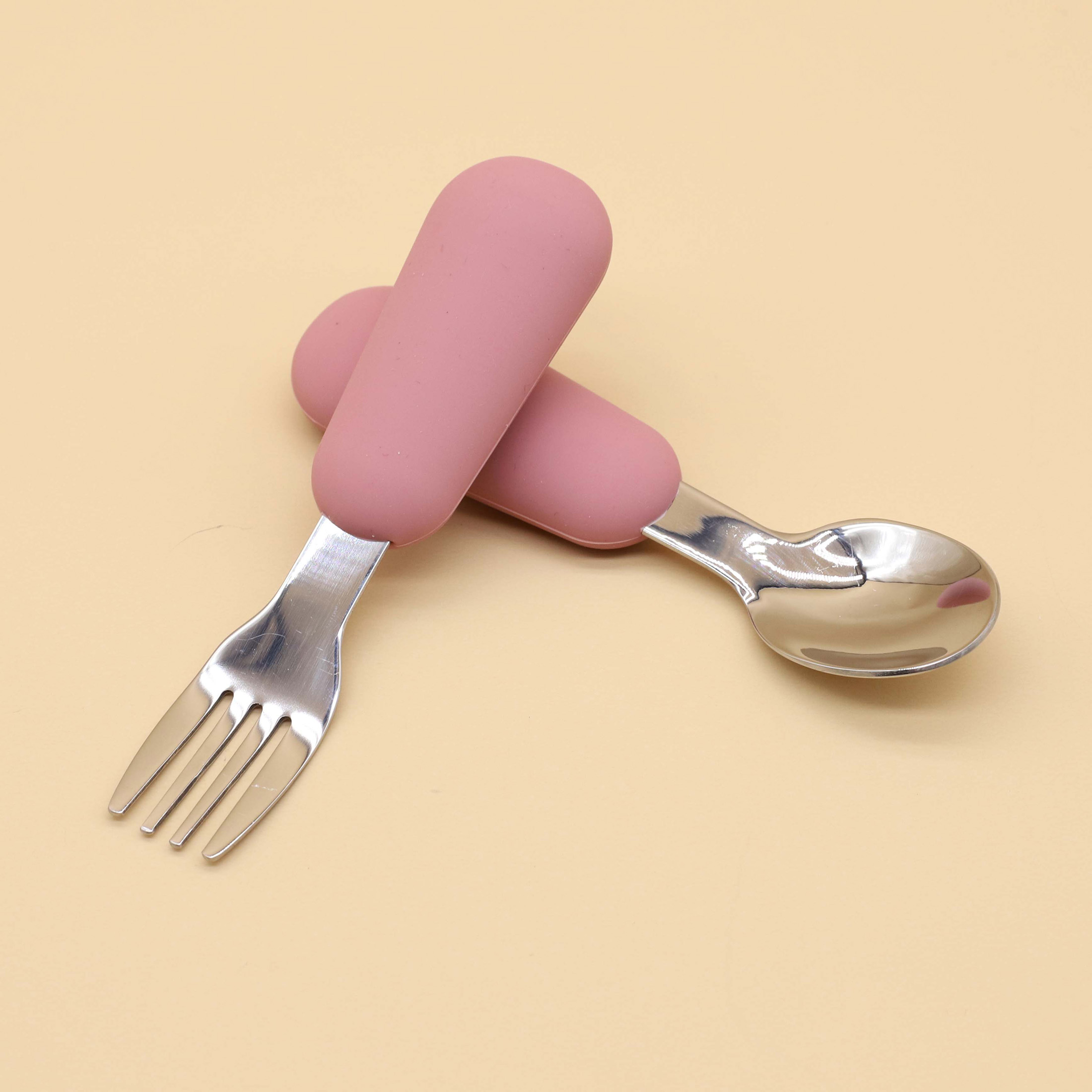 シリコーンステンレス鋼スプーンフォーク食品グレード 304  - Baby Food Utensil のレビューと価格