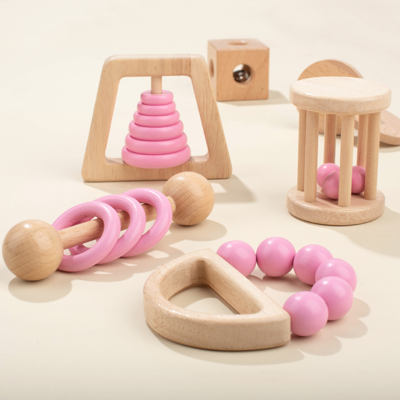 モンテッソーリ木のおもちゃカラフルなベビーガラガラセット安全 - Dry Food Baby のレビューと価格