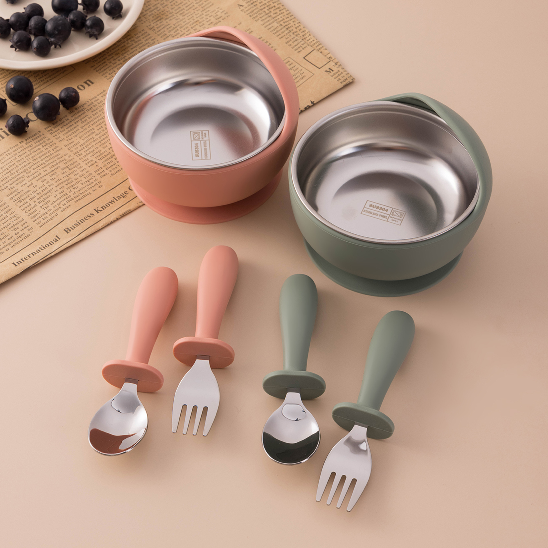 カラーキッズ 3 個ステンレス鋼シリコーン給餌セット取り外し - Self Feed Spoon のレビューと価格